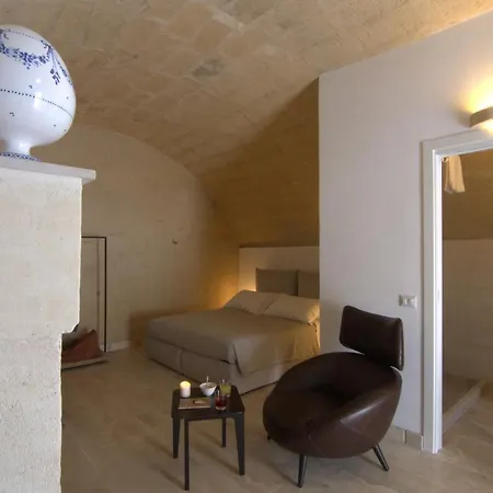 Masseria Santa Lucia *