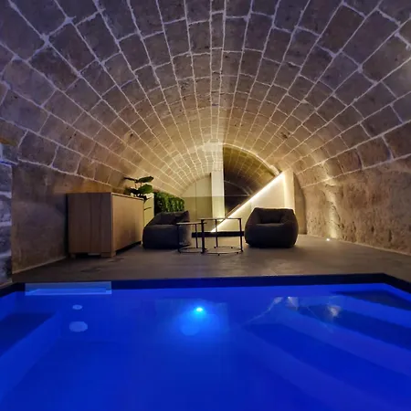 Ξενοδοχείο με διαμερίσματα Masseria Santa Lucia *