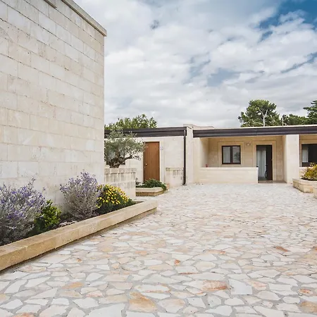 Masseria Santa Lucia Appart hôtel *