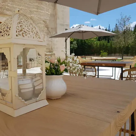 Masseria Santa Lucia *